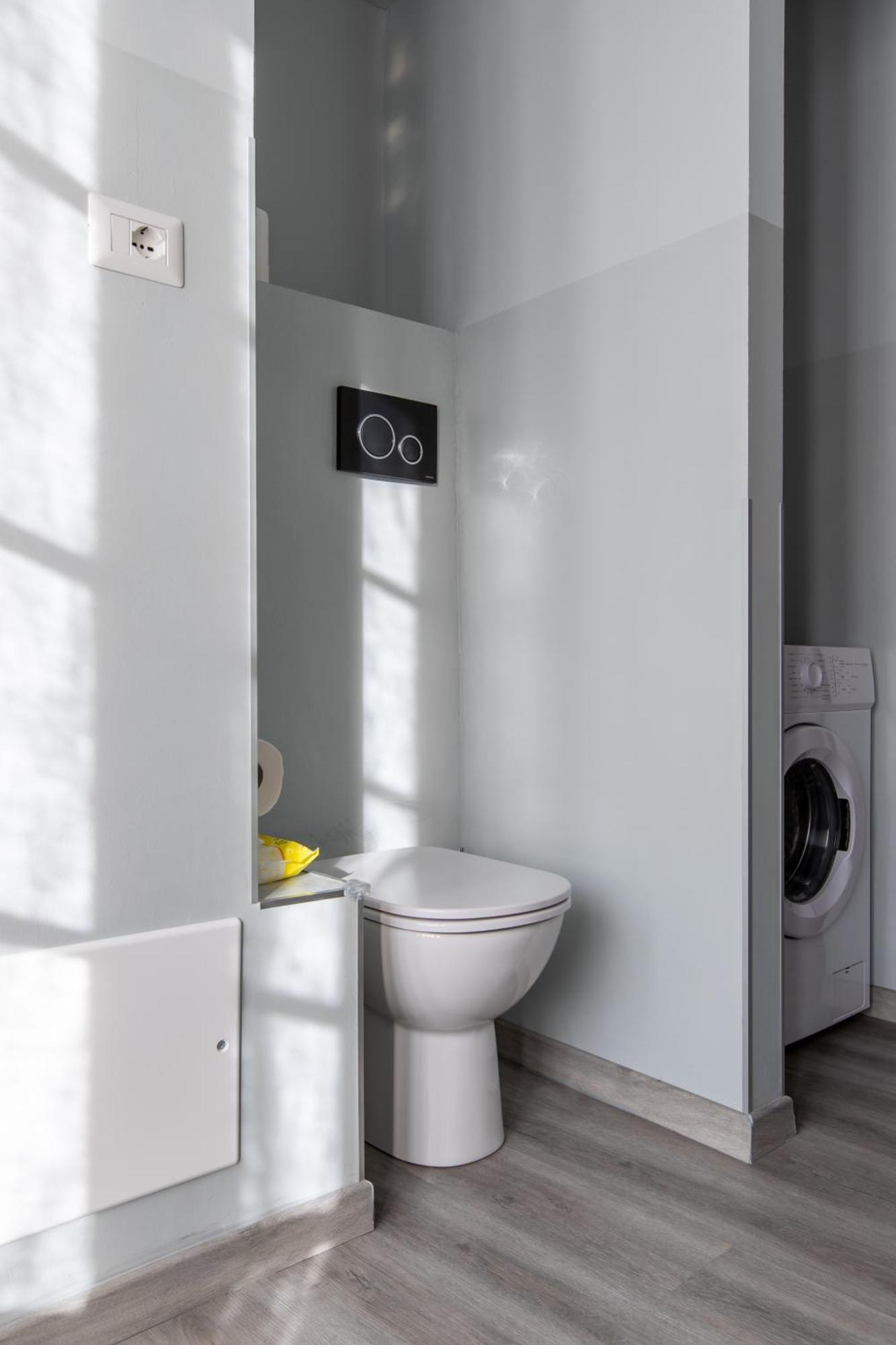 Attico Grand Terrace Apartment Alba  Bagian luar foto