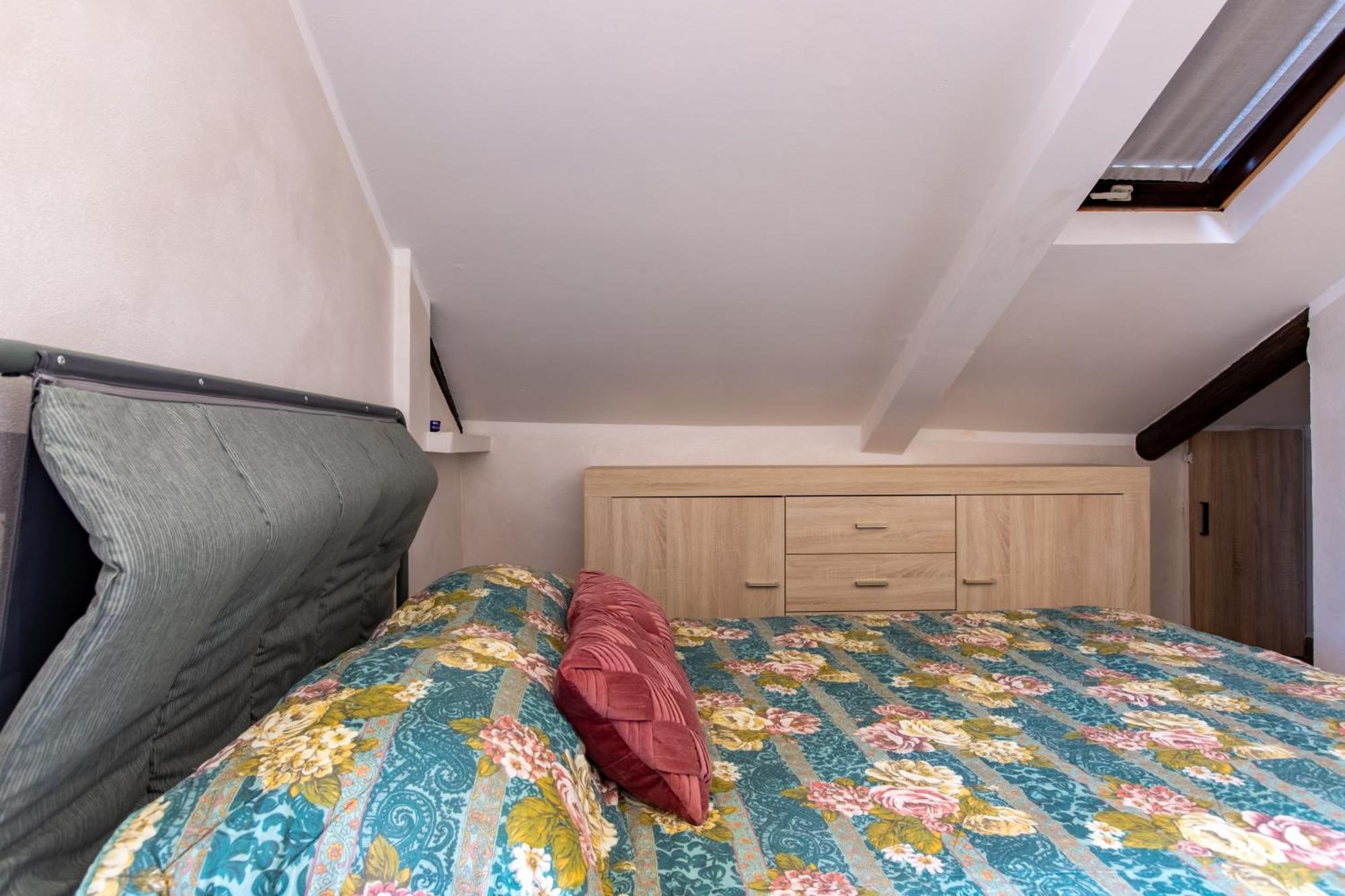Attico Grand Terrace Apartment Alba  Bagian luar foto